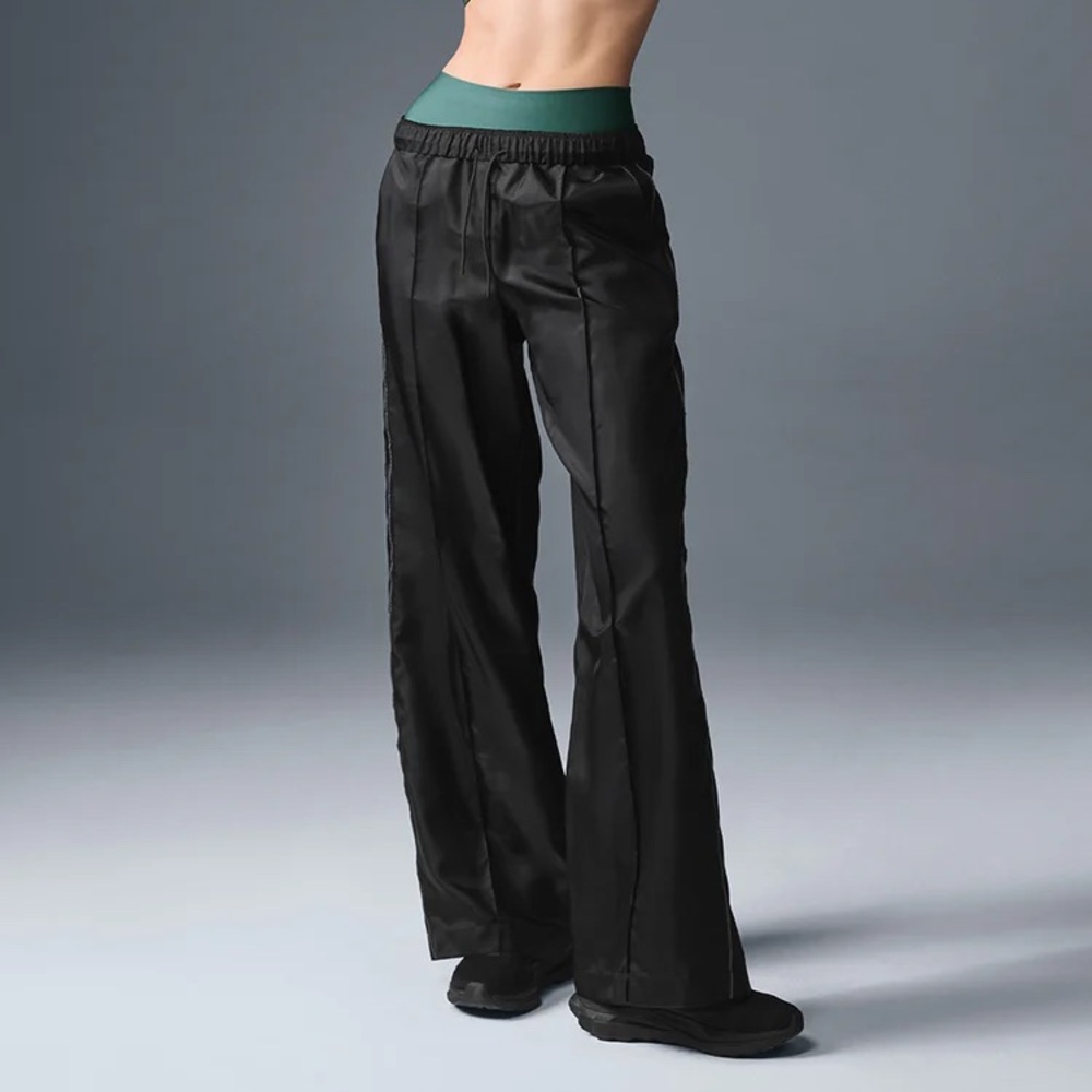 ALO Yoga Black Pant